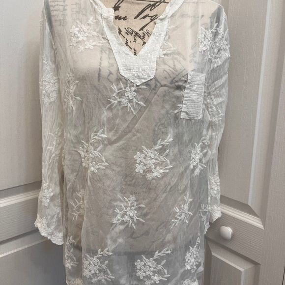 Tempo paris silky embroidered white beach pool cover top size M/L